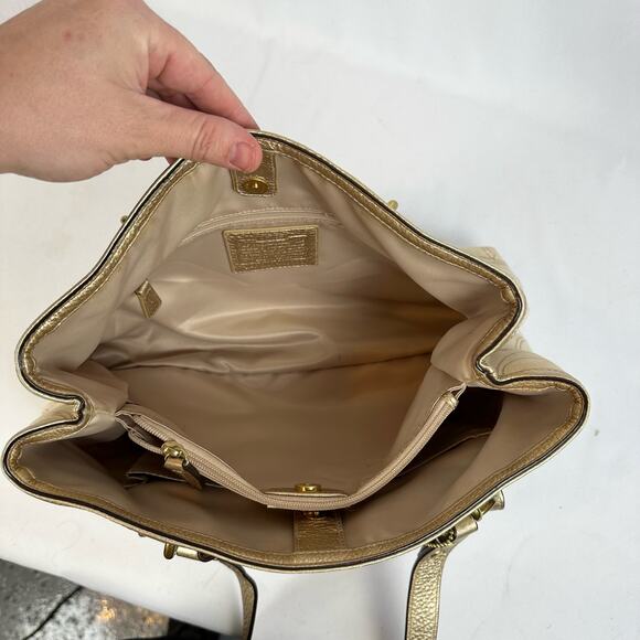 Coach Penelope Carryall Signature Beige and Gold Linen Handbag - Picture 8 of 14